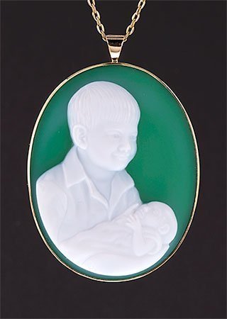 white-green-portrait-cameo-pendant-5-7
