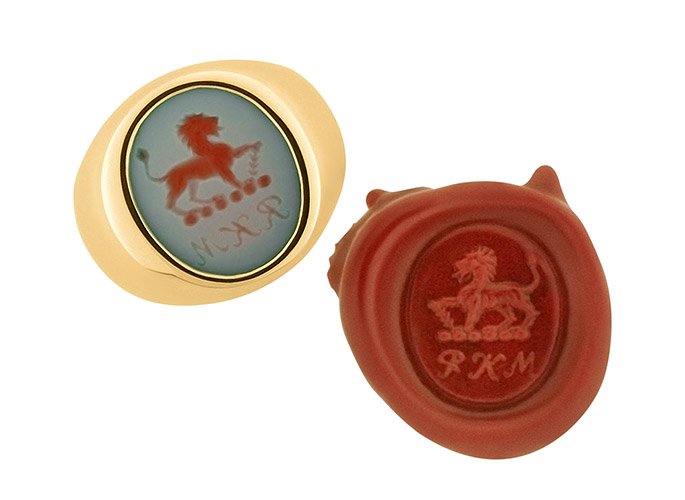 white-red-crest-ring-wax-seal-feat